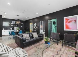 ホテル写真: 8 Beds 4 Bedroom WALK to restaurants, bars and coffee