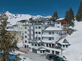 ALPHAtauern Health Resort - Adults Only 15 plus – hotel w mieście Obertauern
