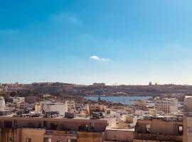 Фотография гостиницы: Central Sliema 3bdr. Apartment