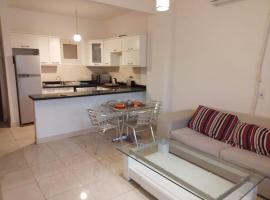 Hotel Foto: Remarkable 2-Bed Apartment in Makadi Heights