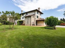 Фотографія готелю: Ferienhaus in Aquileia mit Großem Garten