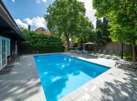 Hush Bed & Breakfast, hotel in Helmond