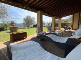Zdjęcie hotelu: Villa Mary, relax nel cuore del Chianti