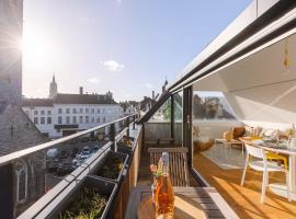 Hotel fotografie: Bright apartment overlooking the 3 towers of Ghent