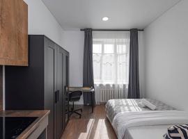 Hotel fotoğraf: Minimalist Studio Apartments by Hostlovers