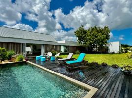 Hotel fotografie: Garden Villa with pool