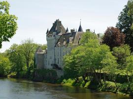 호텔 사진: Château de La Tour en Brenne