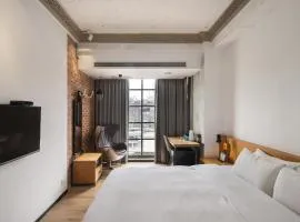BlueSky Hotel