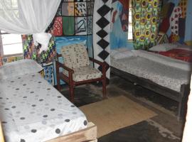 Fotos de Hotel: Room in BB - Red Rocks Rwanda - Triple Room