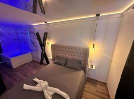 Hotel Photo: Exclusive Room BLOIS - Love Room