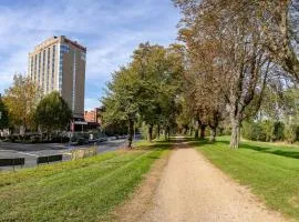 Crowne Plaza Düsseldorf - Neuss, ein IHG Hotel, hotell sihtkohas Neuss