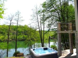 Foto do Hotel: House Kolpa Paradise Whirlpool and Sauna