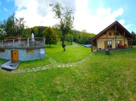 Hotel Photo: Forester's Hut With Whirlpool & Sauna - Happy Rentals