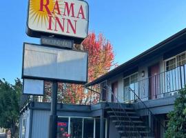 होटल की एक तस्वीर: Rama Inn