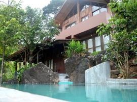 Dorala Villa - on the way to Ella, Udawalawa or Mirissa, hotel v destinaci Kuruwita