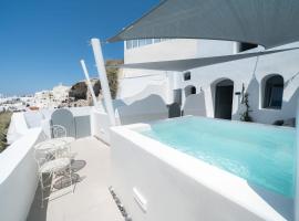 Hotel foto: Amazing Santorini Suite | Grand Suite with Sea View and Hot Tub | Oia