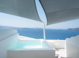 Hotel foto: Magnificent Santorini Suite | Luxury Suite with Sea View and Hot Tub | Oia