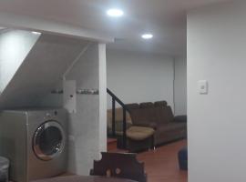 Hotel Photo: Apartamento Duplex Cerca al Movistar Arena