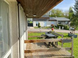 Foto di Hotel: Studio Pivoine avec terrasse a proximité de Metz