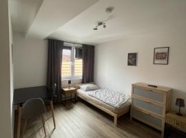 Hotel kuvat: 2-Zimmer Apartment Miroszewska-Immobilien