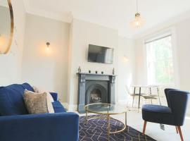 Hotel fotografie: Kingsdown Hall Apartment 2 with Parking