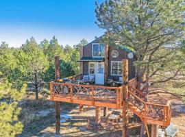 Hotel Photo: Heavenly Haven Treehouse