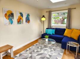 Hotel Photo: Gilpin villa 4Bedroom WiFi, Parking, Netflix, Garden