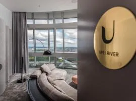 Vilnius TV Tower Apartments DEBESYS