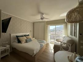 酒店照片: Apartamento céntrico 800 m a playa en Benalmádena