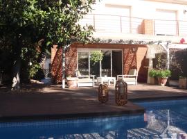 Ξενοδοχείο φωτογραφία: Casa con piscina ideal familias