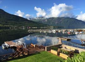 Fotos de Hotel: Solstrand Fjord Holiday