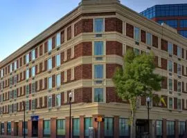 Quality Inn & Suites Regina Downtown