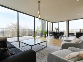 12, Apartments, 4-6 Pers, Central, Stunning View, Near Supermarket & Public Transport、オーイステルウェイクのホテル