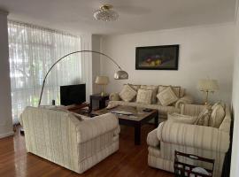 รูปภาพของโรงแรม: Family Apartment in Condesa AMS122