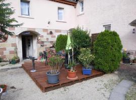 Hotel foto: Ferienwohnung in Kirchscheidungen mit Grill, Garten und Terrasse