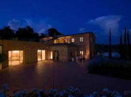 Hotel kuvat: Breathtaking Villa w/Jacuzzi Tuscany Montepulciano