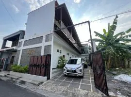 Nofrah House Syariah Mitra RedDoorz