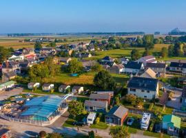 Camping Les Pommiers du Mont Saint Michel, hotel in Beauvoir