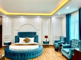 Royal Hotel Que Vo