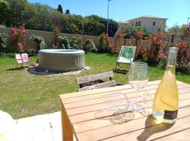 Hotel fotoğraf: Maison individuelle familiale, jacuzzi, climatisation, 7 couchages