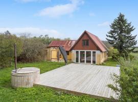 Фотография гостиницы: Cozy Home In Sandved With Wifi