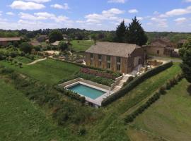 Hotel foto: Country house with swimming pool