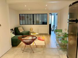 A picture of the hotel: Nice new apartment with direct access a big garden