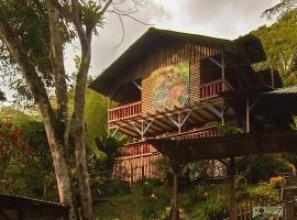 Hotel Photo: Curigua Ecolodge-Sendero Cascada la milagrosa Buga