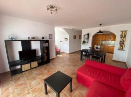 Foto di Hotel: First floor apartment with sea view, Costa Teguise