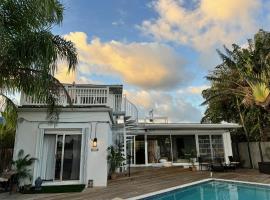 Photo de l’hôtel: Room for Rent in Surfside - Waterfront Bliss 1531 Stillwater Drive