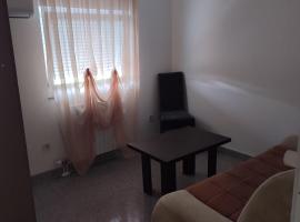 A picture of the hotel: Apartman