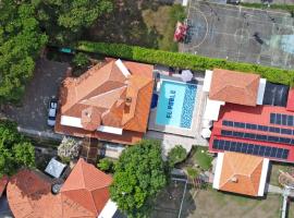 HOTEL PORTAL DE VITERBO Y RESTAURANTE LA FONDA, ξενοδοχείο σε Viterbo