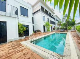 ONYX HOTEL & VILLA, hotel en Tanjunguban