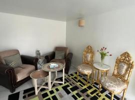 Hotel Photo: Logement entier limay